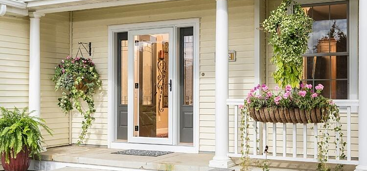 screen door installation in Hayward